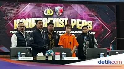 Polri Tangkap Buron Most Wanted Asal China di Bandara Soetta