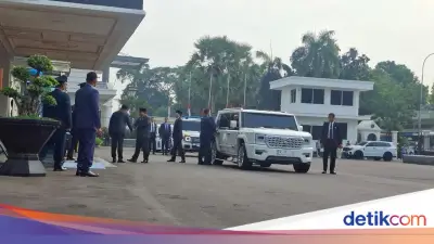 Prabowo Hadiri Persemayaman Ryamizard Ryacudu di Kemhan