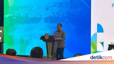 Pramono Canda Veronica Tan di Balai Kota Seperti Rumah Sendiri
