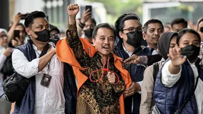 Roy Suryo dan Tifa Tak Ditahan, Wajib Lapor Seminggu Sekali