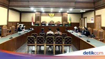 Tiga Eks Pejabat Pokja Proyek Gerobak Kemendag Didakwa Rugikan Negara Rp39,4 M