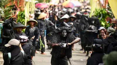 Tradisi Kebo-keboan Alasmalang Banyuwangi: Syukur Panen dan Daya Tarik Wisata