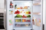 5 Tips Aman Menyimpan Makanan di Kulkas Saat Mati Listrik