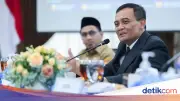 Ahmad Luthfi Realokasi Rp 200 Miliar untuk Perbaikan Jalan Rusak di Jateng