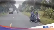 Begal di Lampung Timur Viral Terekam Dashcam, Dua Pelaku Serahkan Diri