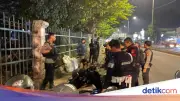 Brimob Bekuk 4 Remaja Hendak Tawuran di Kramat Jati, Sita Celurit