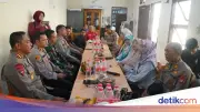 Brimob Polda Metro dan Warga Bersinergi Cegah Gangguan Kamtibmas