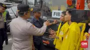 Bus Dicegat, Mahasiswa Long March ke Bundaran HI