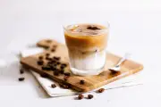 Coff-Tea: Tren Minuman Campuran Kopi dan Teh yang Viral