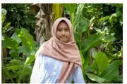 Dari Keluarga Sederhana, Ririn Diterima di UGM lewat SNBT