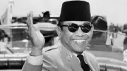 Dari Peneleh ke Istana: Jejak Gemblengan Tjokroaminoto pada Sukarno