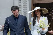 Dua Lipa Resmi Menikah dengan Callum Turner di London