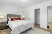Hindari Warna Cat Kamar Tidur Ini Agar Tidur Nyenyak dan Bawa Keberuntungan