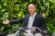Jeff Bezos: AI Tak Gantikan Manusia, Malah Buka Lowongan Kerja Baru