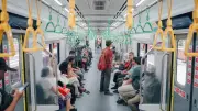 Kebakaran Dekat Rel Tanah Abang Padam, KRL Kembali Beroperasi Normal