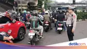 Kecelakaan di Cawang, Lalin MT Haryono Arah Pancoran Macet Parah