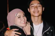 Kiesha Alvaro Ingin Nikah Muda, Okie Agustina Larang