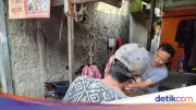Kisah Arif Bertahan 30 Tahun Jualan Daging, Kini Pakai QRIS