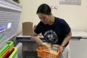 Kisah Es Krim Rahayoe: Warisan Tiga Generasi dari Garasi di Surabaya