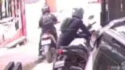 Maling Motor Todong Pistol ke Pemilik Rumah saat Tepergok di Kramat Jati