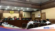 Manajer Blueray Cargo Akui Beri Karaoke Rp 40 Juta untuk Pejabat Bea Cukai
