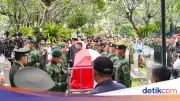 Menhan Sjafrie Pimpin Pemakaman Militer Ryamizard Ryacudu di TMP Kalibata