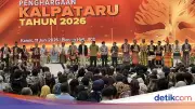 Menteri LH Beri Lifetime Achievement Kalpataru ke Emil Salim