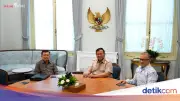 Momen JK Didampingi Putranya Solihin Kalla Bertemu Prabowo di Istana