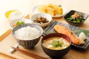 Pola Makan Jepang: Rahasia Umur Panjang dan Kesehatan Jantung