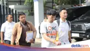 Polda Jateng Tangkap Tersangka Penggelapan 4 Kg Emas Rp 3,7 M