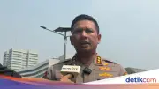 Polda Metro Amankan 2 Orang Bawa Molotov Diduga Mau Susupi Demo Mahasiswa