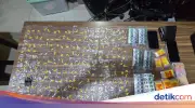 Polisi Bekasi Tangkap Dua Penjual Obat Terlarang, Ribuan Butir Disita