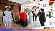 Prabowo Beri Penghormatan Terakhir untuk Ryamizard Ryacudu di Kemhan