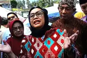 Prabowo Copot Dadan Hindayana, Nanik Deyang Jadi Kepala BGN Baru