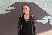 Prilly Latuconsina Hadiri Kirab Malam Satu Suro di Mangkunegaran