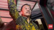 Roy Suryo Teriak Takbir Saat Dibawa ke Kejari Jaksel untuk Pelimpahan Tahap II