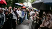 Rumah Jokowi Diserbu Warga di Hari Ulang Tahun ke-65