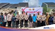 Sambut Hari Bhayangkara ke-80, Polda Sumsel Bedah Rumah Warga di Banyuasin