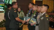Seskab Teddy Lulus Seskoad, Raih Penghargaan Penulis Taskap Terbaik