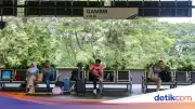 Stasiun Gambir: Dari Halte Koningsplein hingga Wacana KRL Kembali