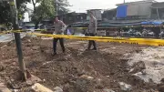 Tangis Ayah di Lubang Proyek Tebet: Janji ke Ancol Tak Terwujud