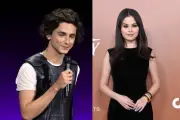 Timothée Chalamet dan Selena Gomez Isi Suara Film Animasi Illumination 'Not Alone'
