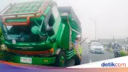Truk Mogok di Flyover Ciputat Akibat Rem Blong, Polisi Turun Tangan
