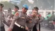 Viral Perwira Polisi Patah Tulang Usai Demo DPR, Ini Kronologinya