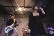 Vokalis OKAAY Nicky Kay Mundur Setelah Lima Tahun