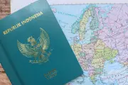 Wajib Tahu, Ini Fungsi dan Cara Merawat Paspor untuk Perjalanan Luar Negeri