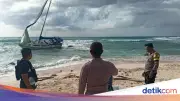 Yacht Berbendera Australia Terdampar Tanpa Awak di Pantai Rote NTT