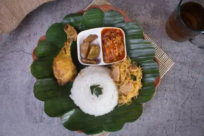 10 Makanan Tradisional Jawa Barat Terbaik Versi TasteAtlas, Batagor Juara
