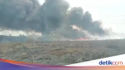 10 Titik Kebakaran di Kabupaten Tangerang dalam Sehari, Petugas Damkar Kewalahan