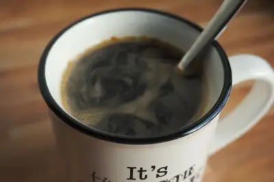 Bahaya Minum Kopi Saat Perut Kosong di Pagi Hari, Waspadai GERD